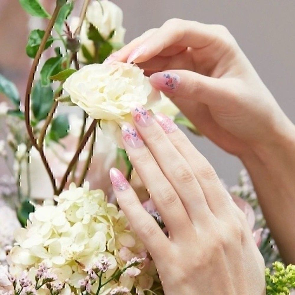 LoveShackFancy x imPRESS Press-On Manicure Limited Edition in Citrus‎ Candy